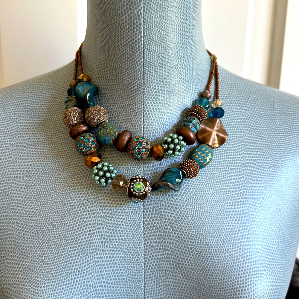 Double strand necklace